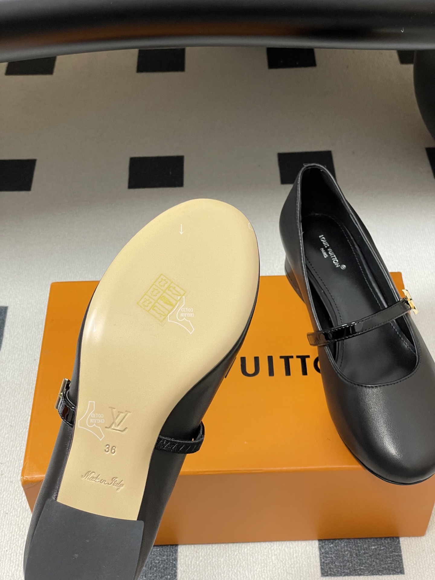Women's high heels